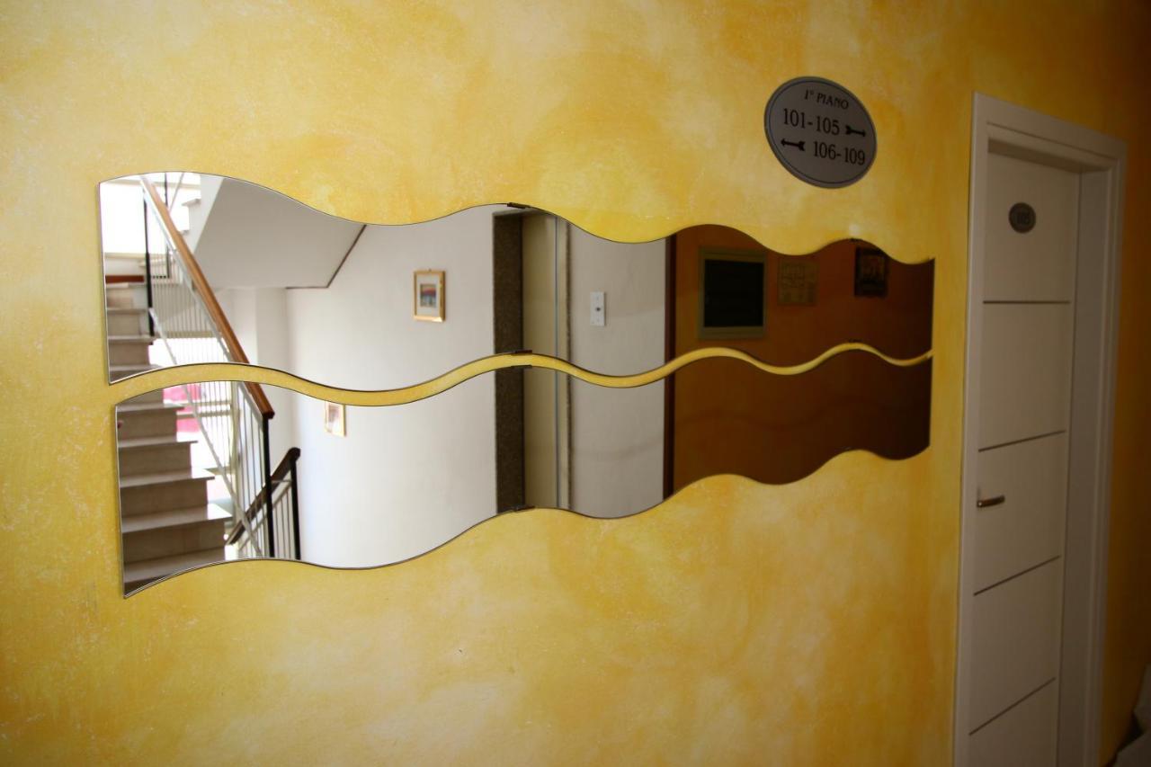 Hotel Arena Rimini Zewnętrze zdjęcie