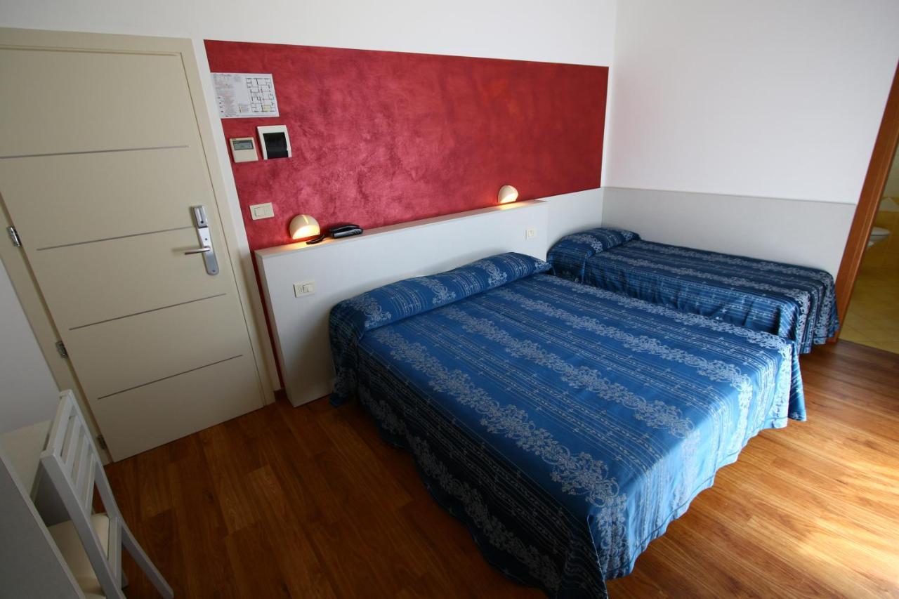 Hotel Arena Rimini Zewnętrze zdjęcie