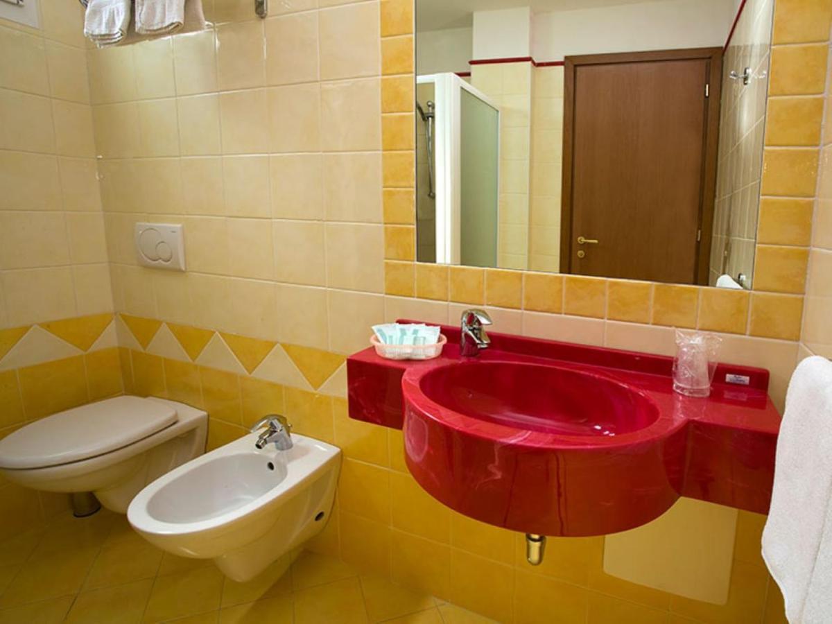 Hotel Arena Rimini Zewnętrze zdjęcie