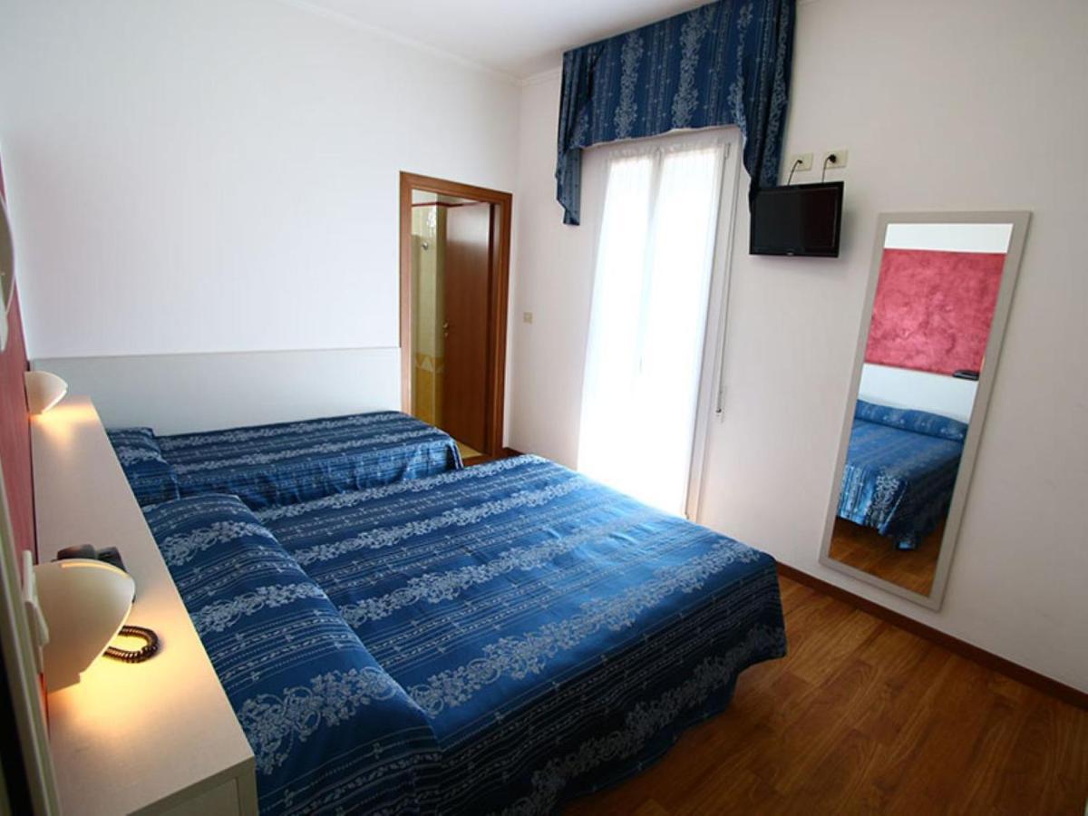 Hotel Arena Rimini Zewnętrze zdjęcie