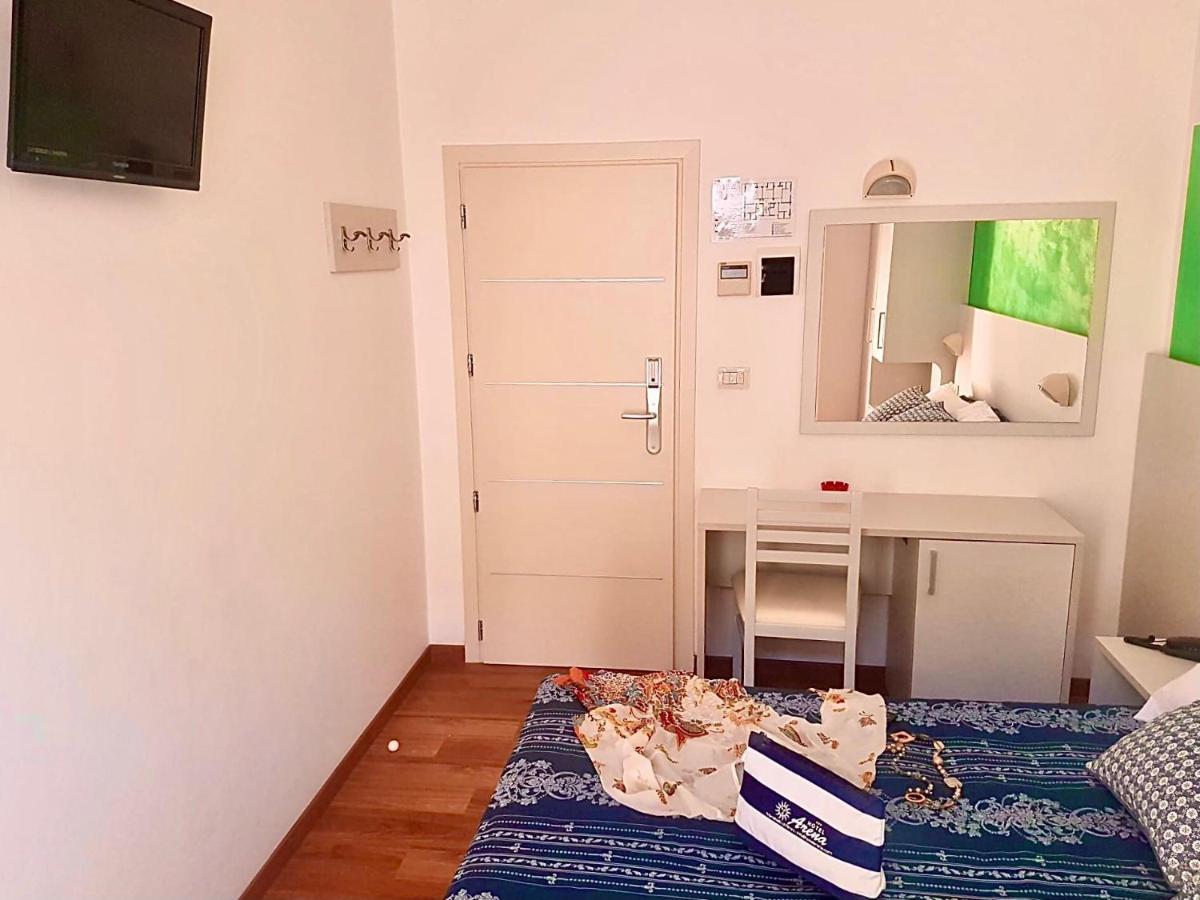 Hotel Arena Rimini Zewnętrze zdjęcie
